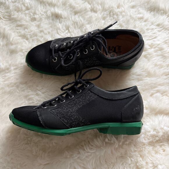 John Fluevog Asteroid Derby Black & Green Shoes - Picture 2 of 11